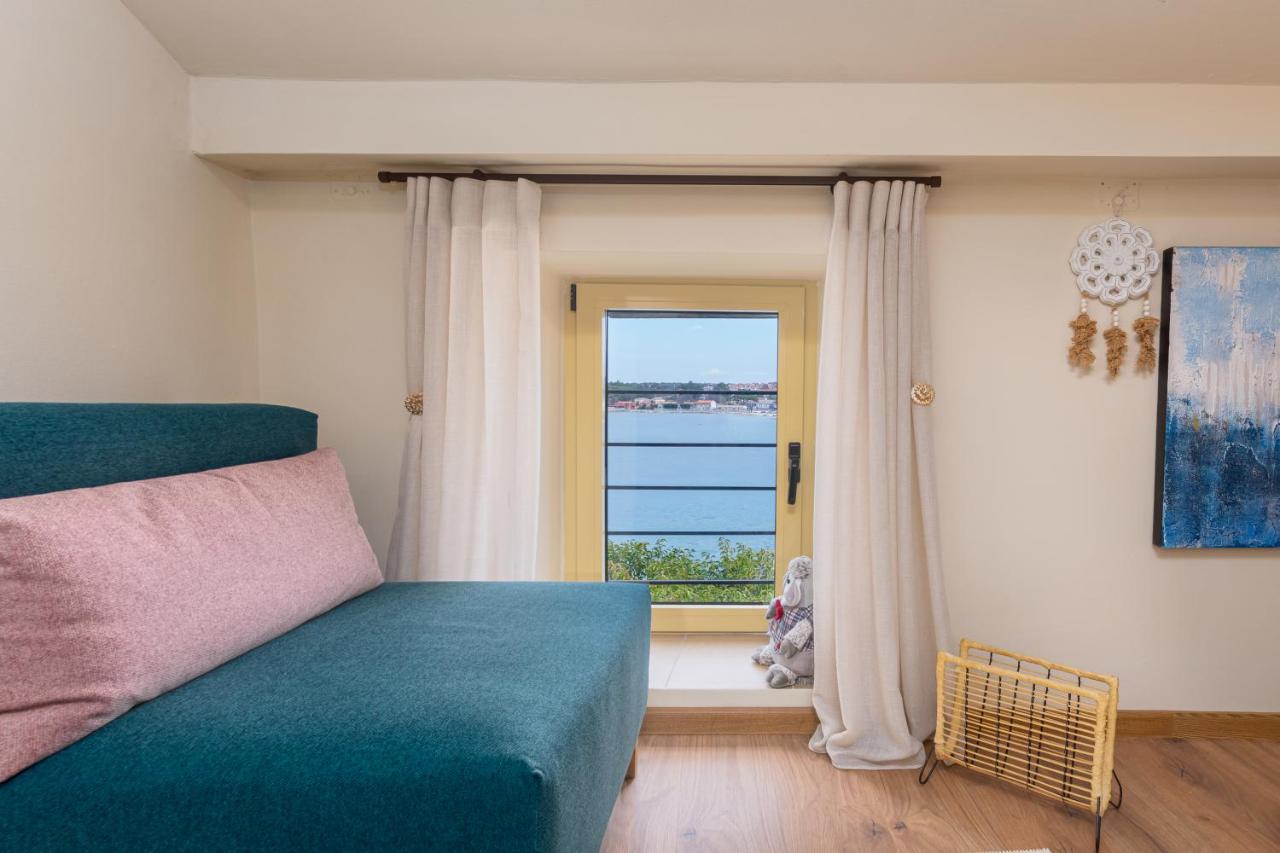 Exclusive Seafront Bacchus Apartment Пореч Экстерьер фото